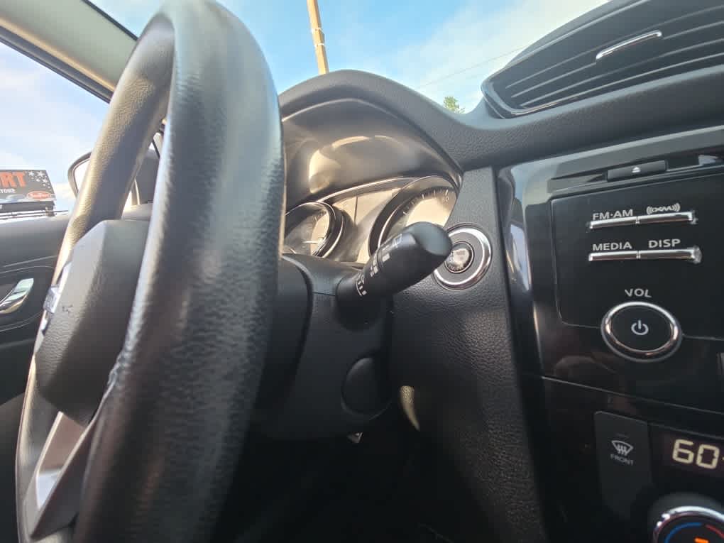 2017 Nissan Rogue Sport SV