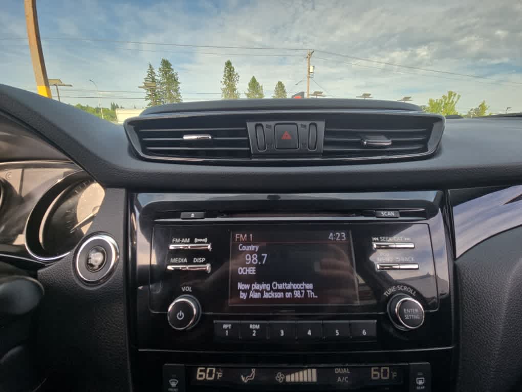 2017 Nissan Rogue Sport SV