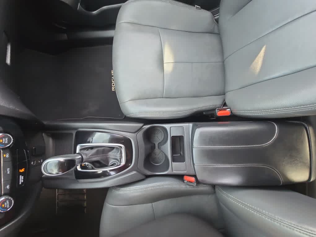 2017 Nissan Rogue Sport SV
