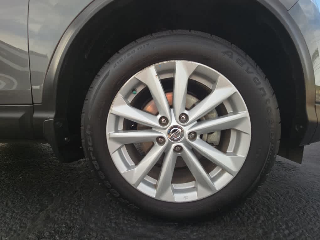 2017 Nissan Rogue Sport SV