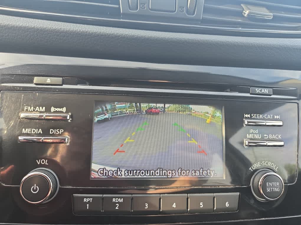 2017 Nissan Rogue Sport SV