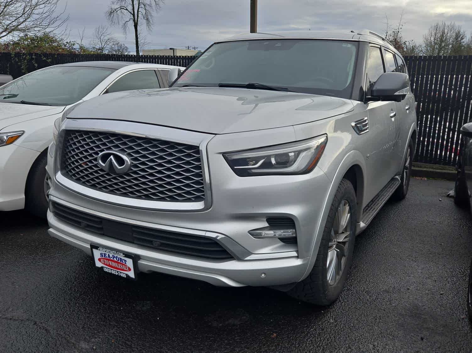 2019 INFINITI QX80 LUXE