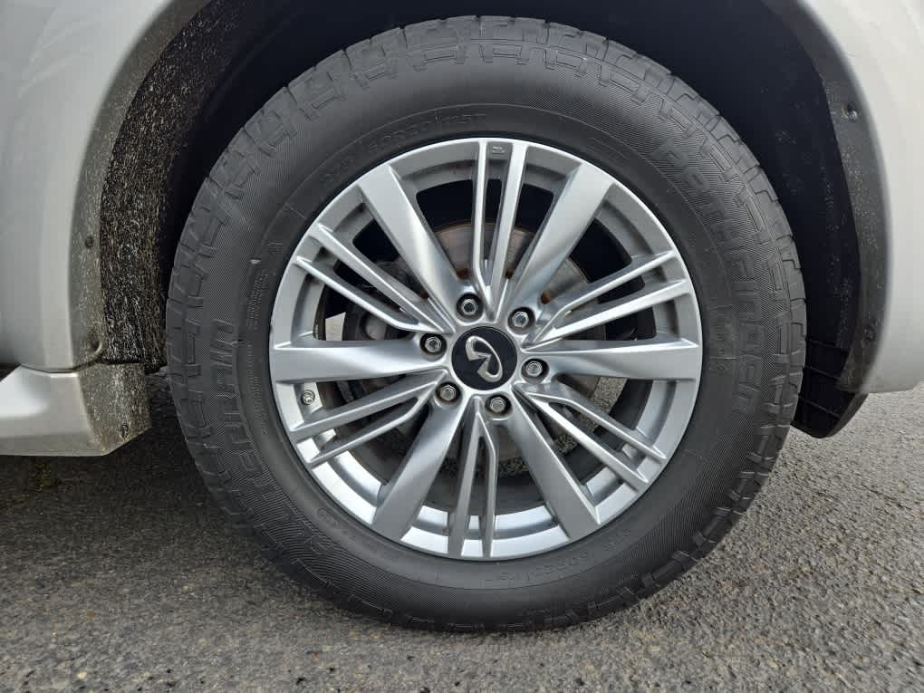 2019 INFINITI QX80 LUXE