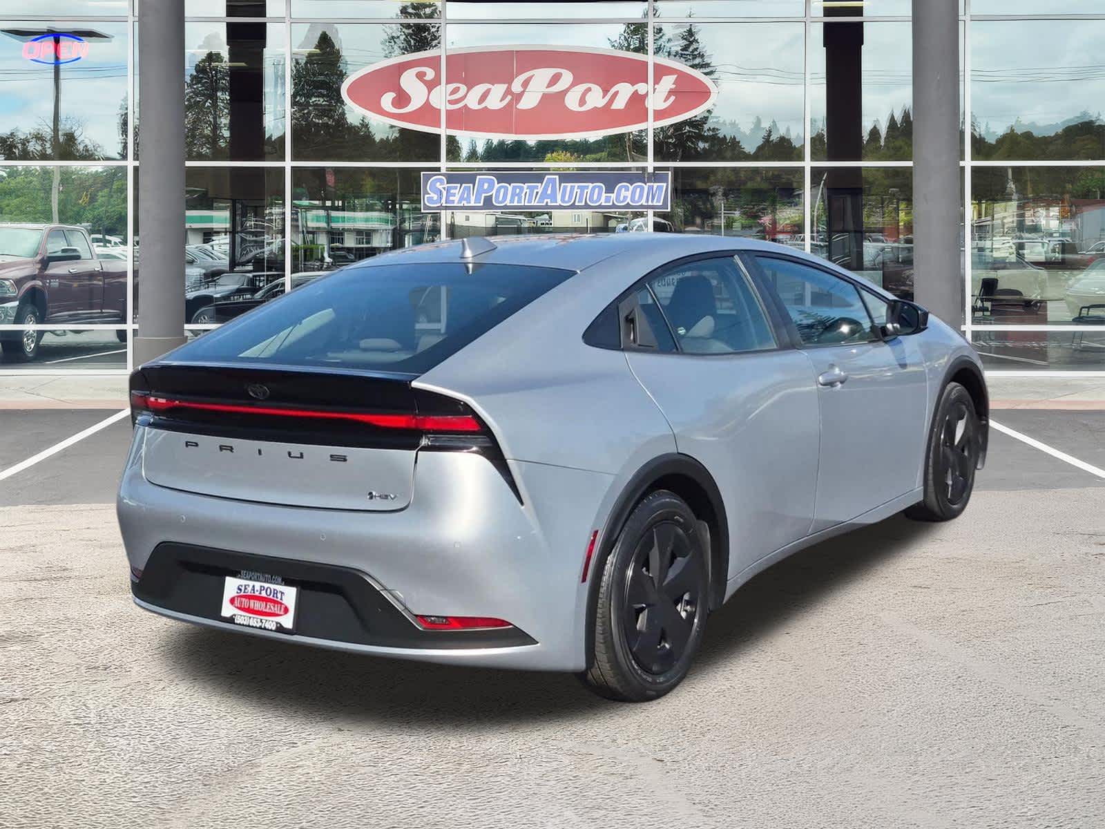 2024 Toyota Prius LE