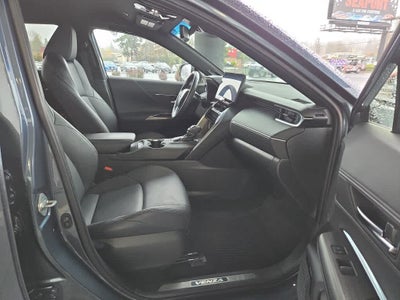 2024 Toyota Venza XLE