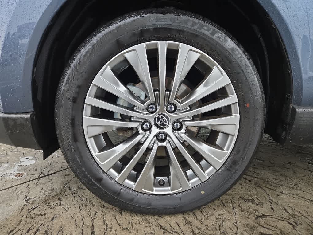 2024 Toyota Venza XLE