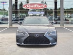 2019 Lexus ES 300h 