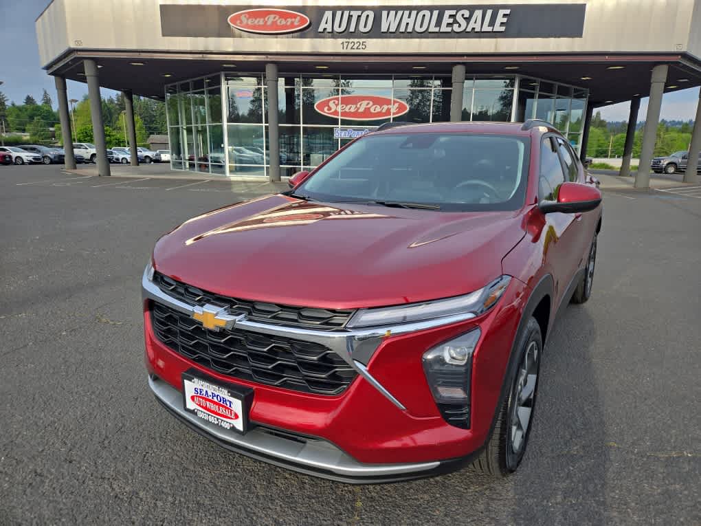 2024 Chevrolet Trax LT's photo