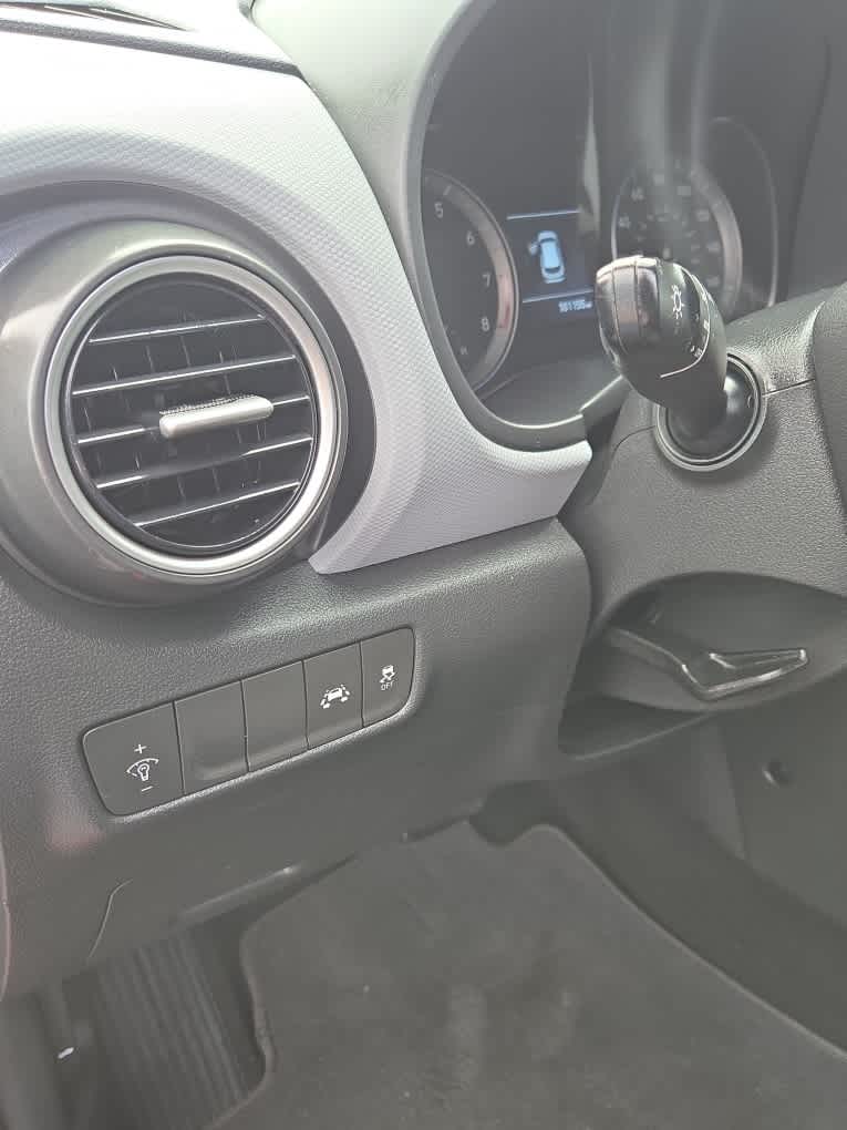 2021 Hyundai Kona SE