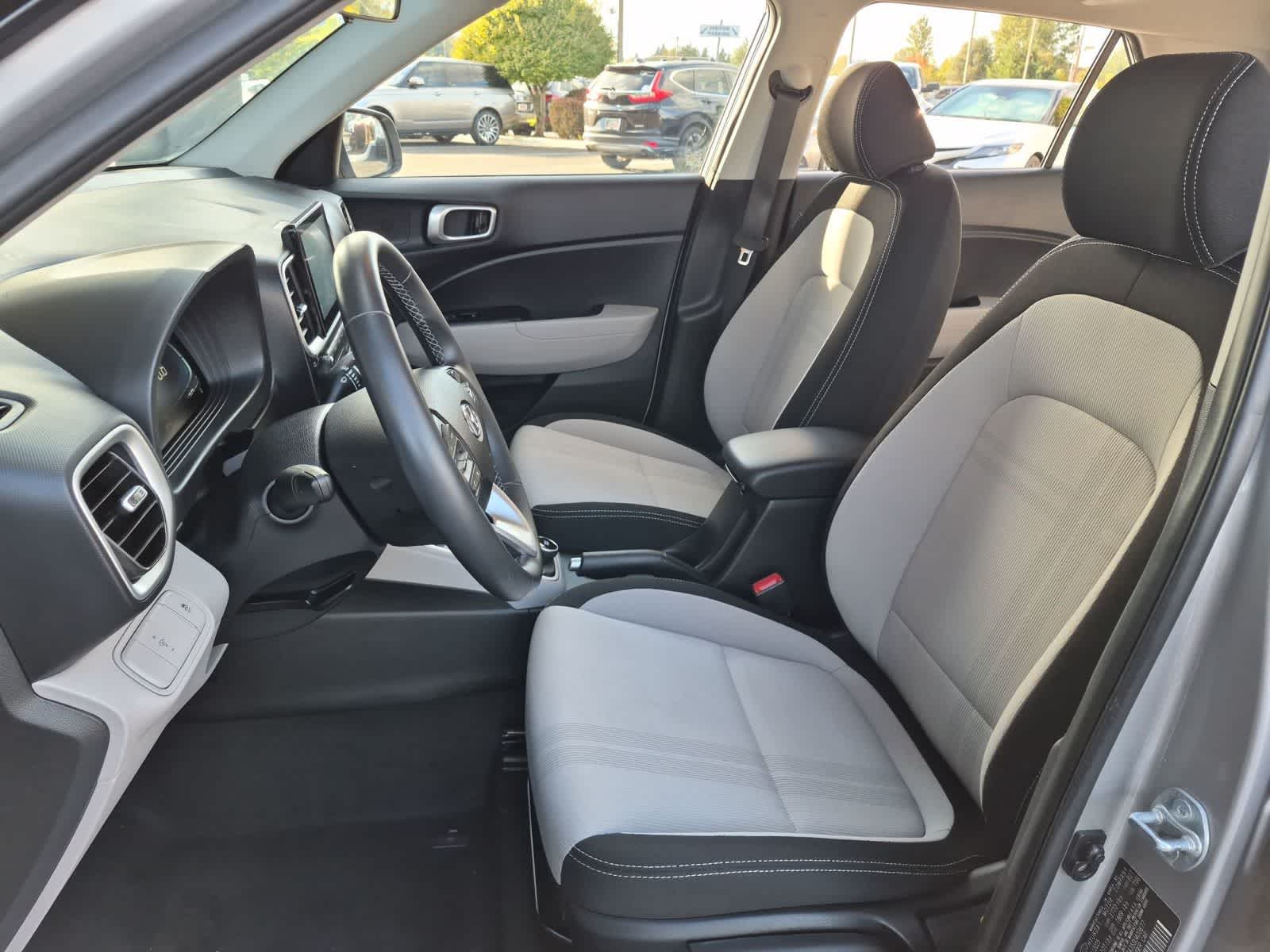 2025 Hyundai Venue SEL