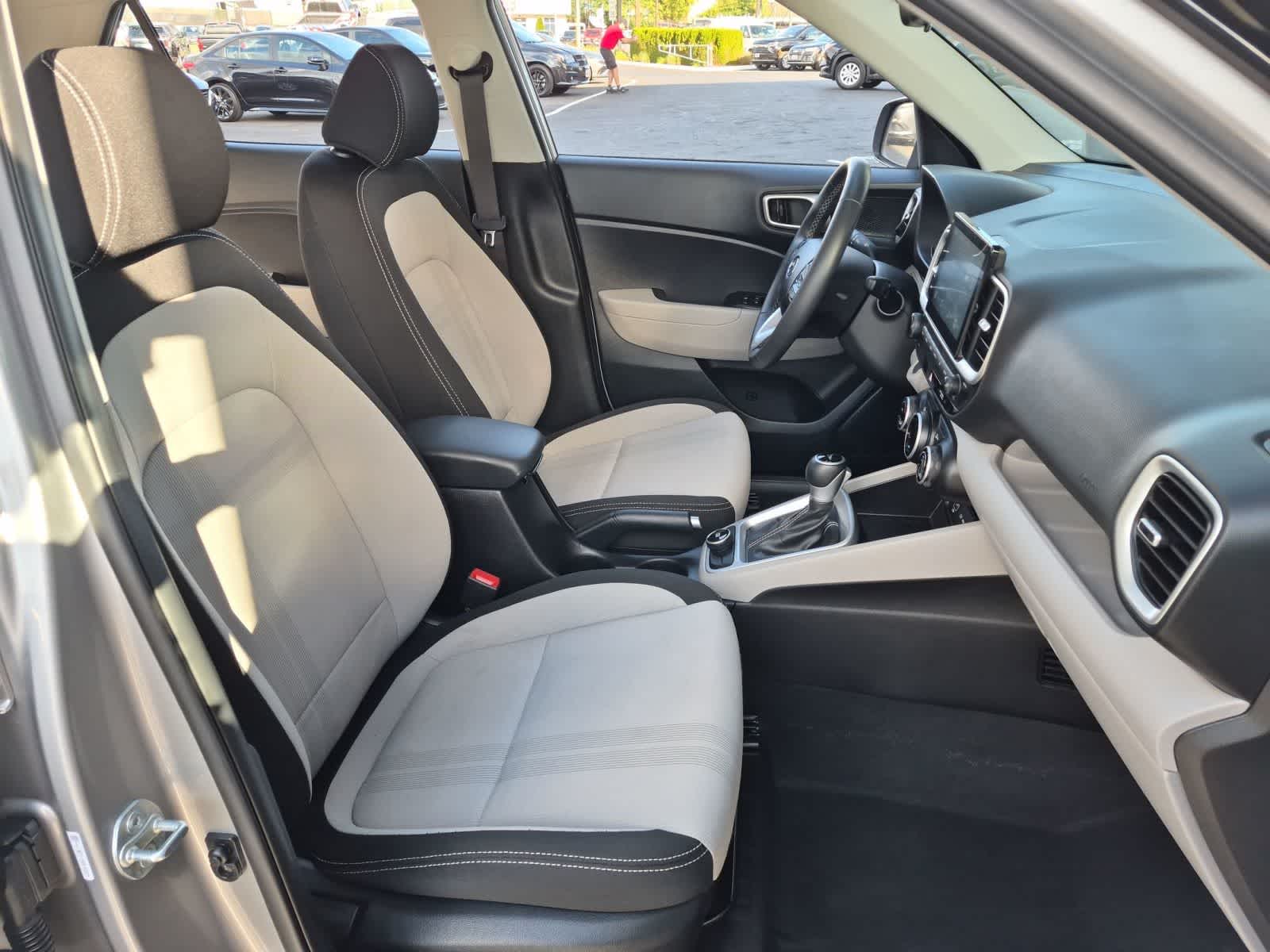 2025 Hyundai Venue SEL