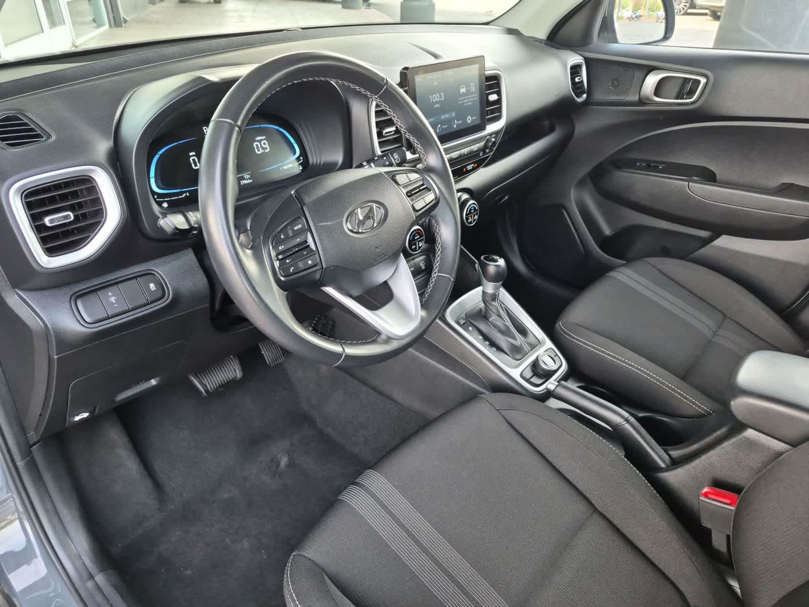 2025 Hyundai Venue SEL