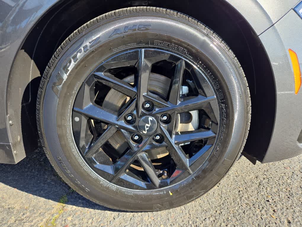 2025 Kia K5 LXS