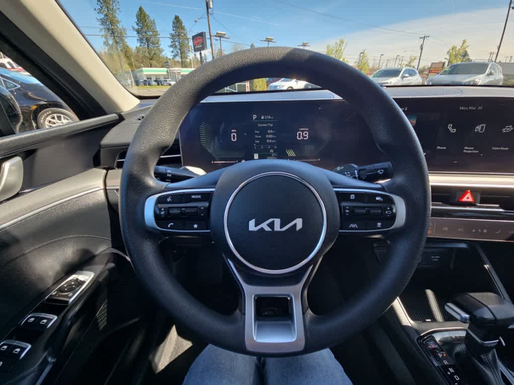 2025 Kia K5 LXS