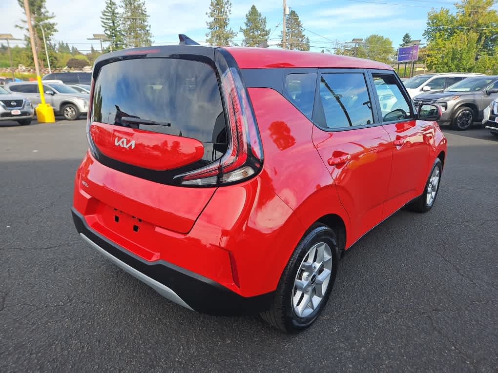 2024 Kia Soul LX