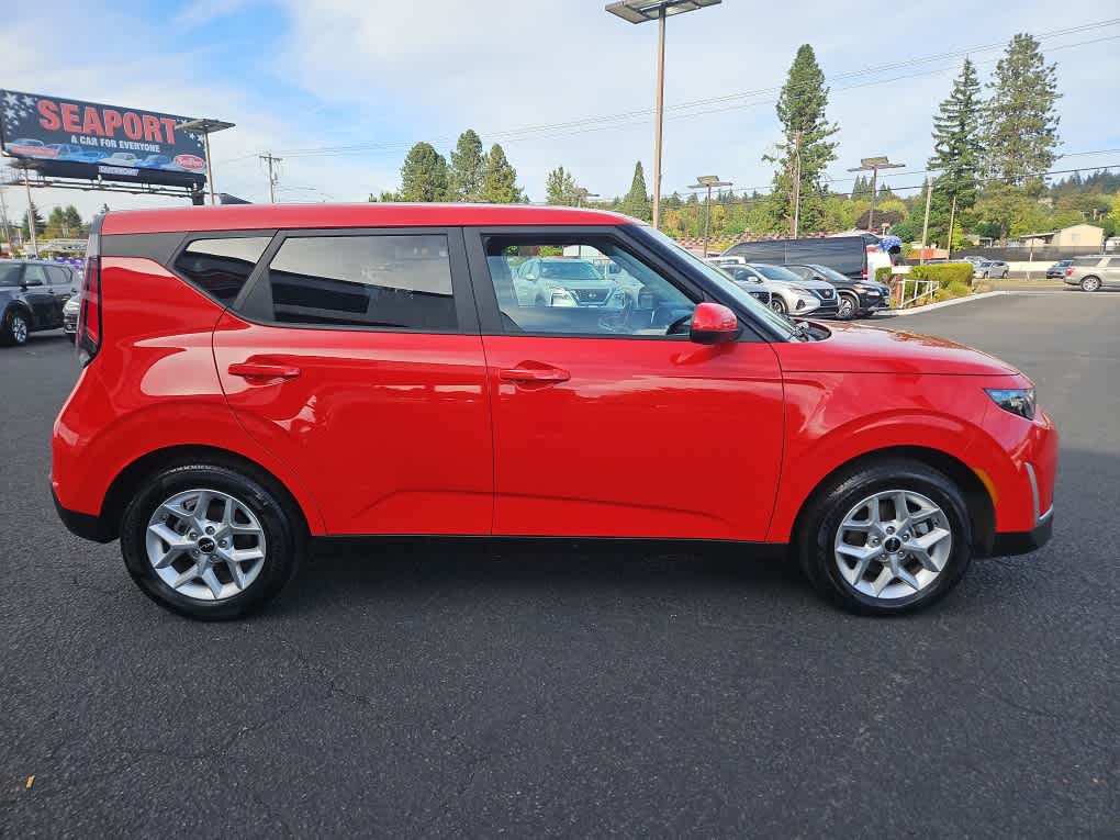 2024 Kia Soul LX