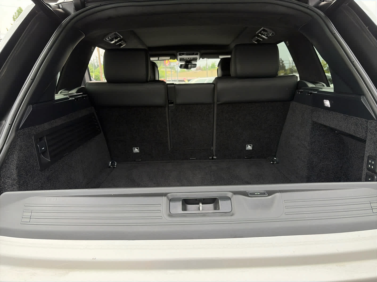 2018 Land Rover Range Rover Base