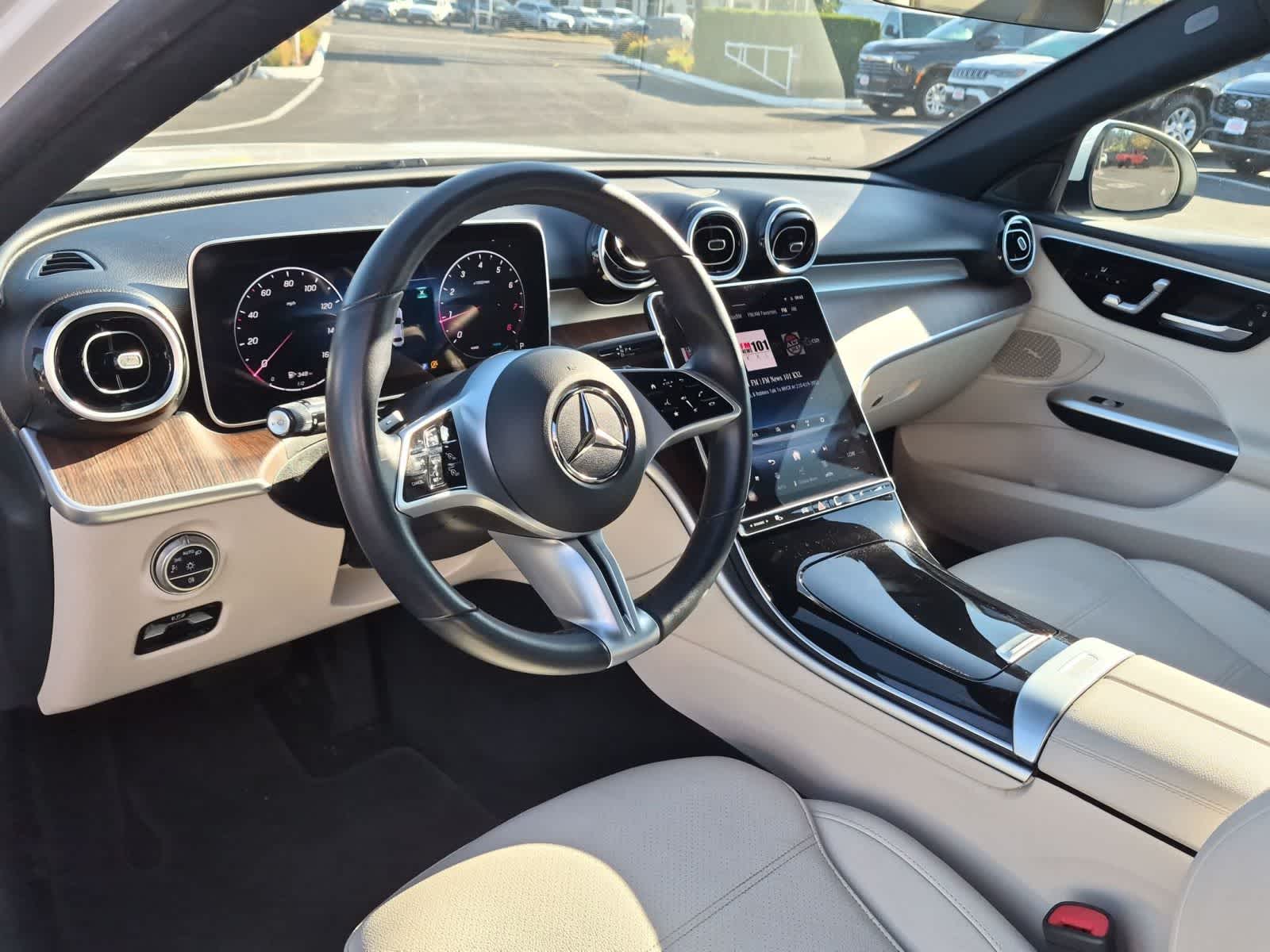 2025 Mercedes-Benz C 300 C 300