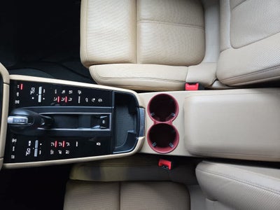 2025 Porsche Macan T