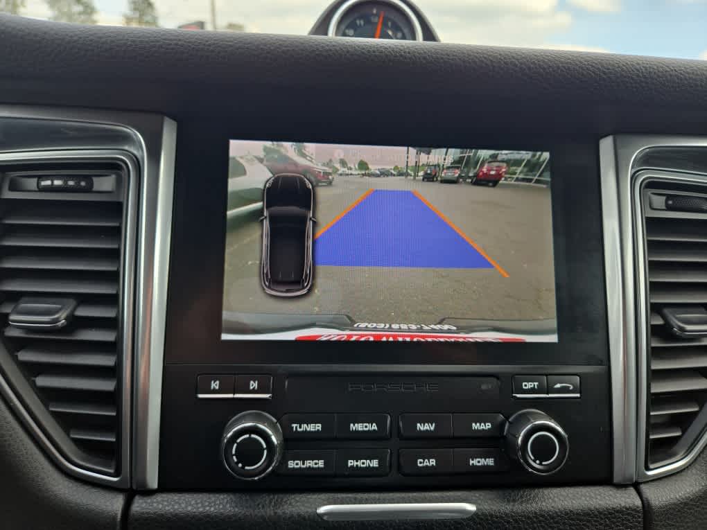 2017 Porsche Macan Base