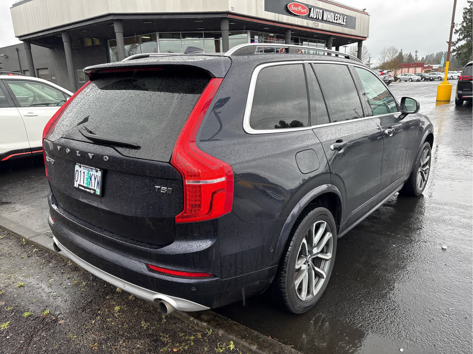 2019 Volvo XC90 Momentum