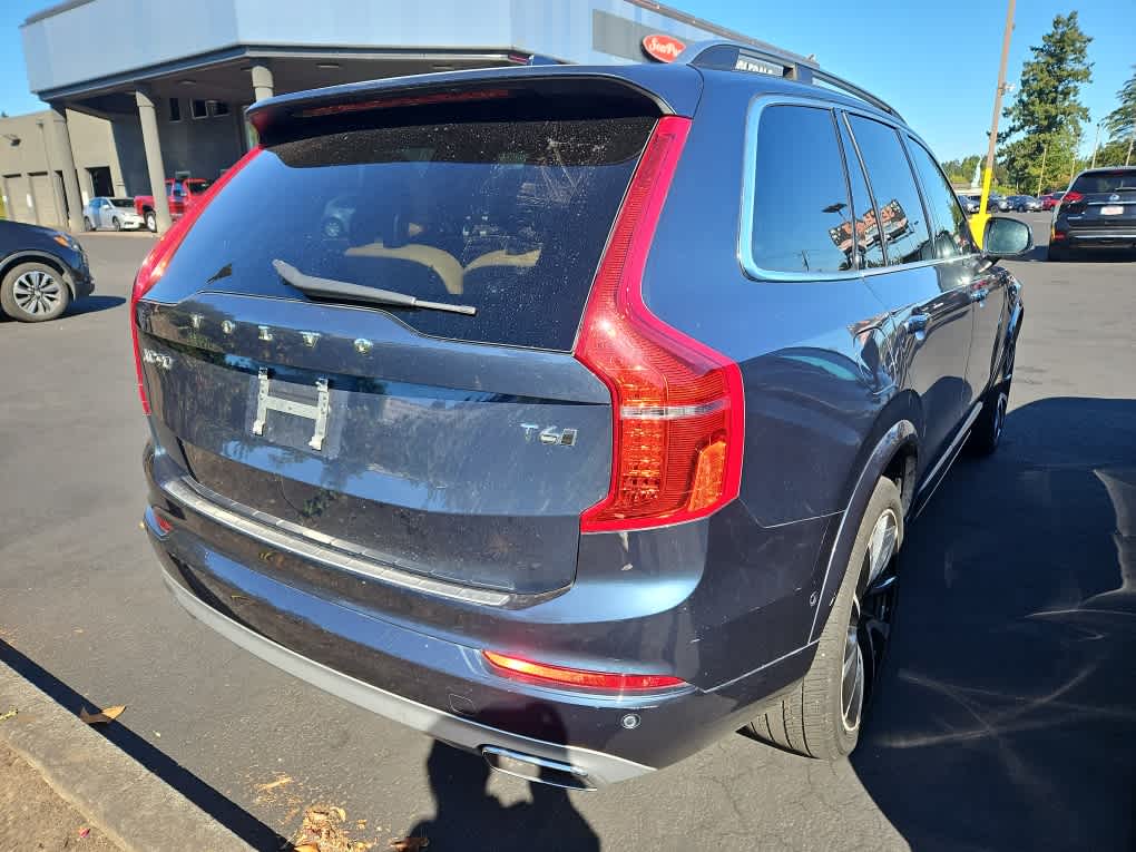 2019 Volvo XC90 Momentum