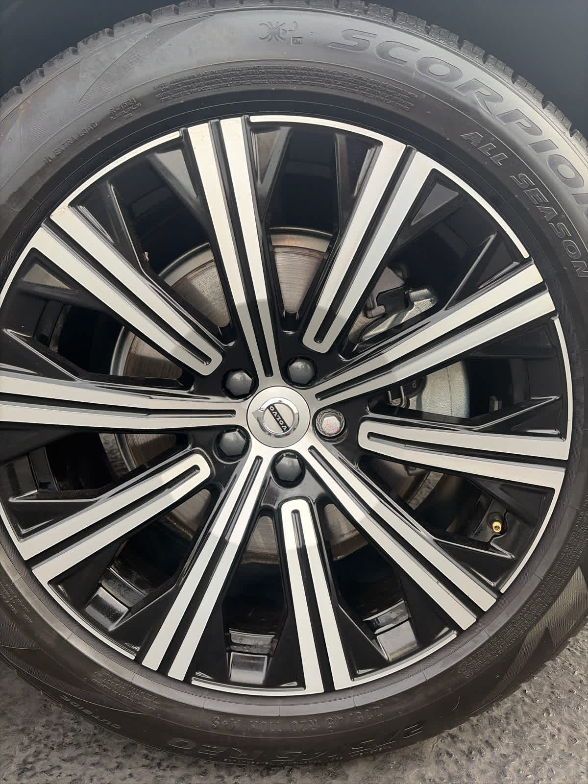 2023 Volvo XC90 Core