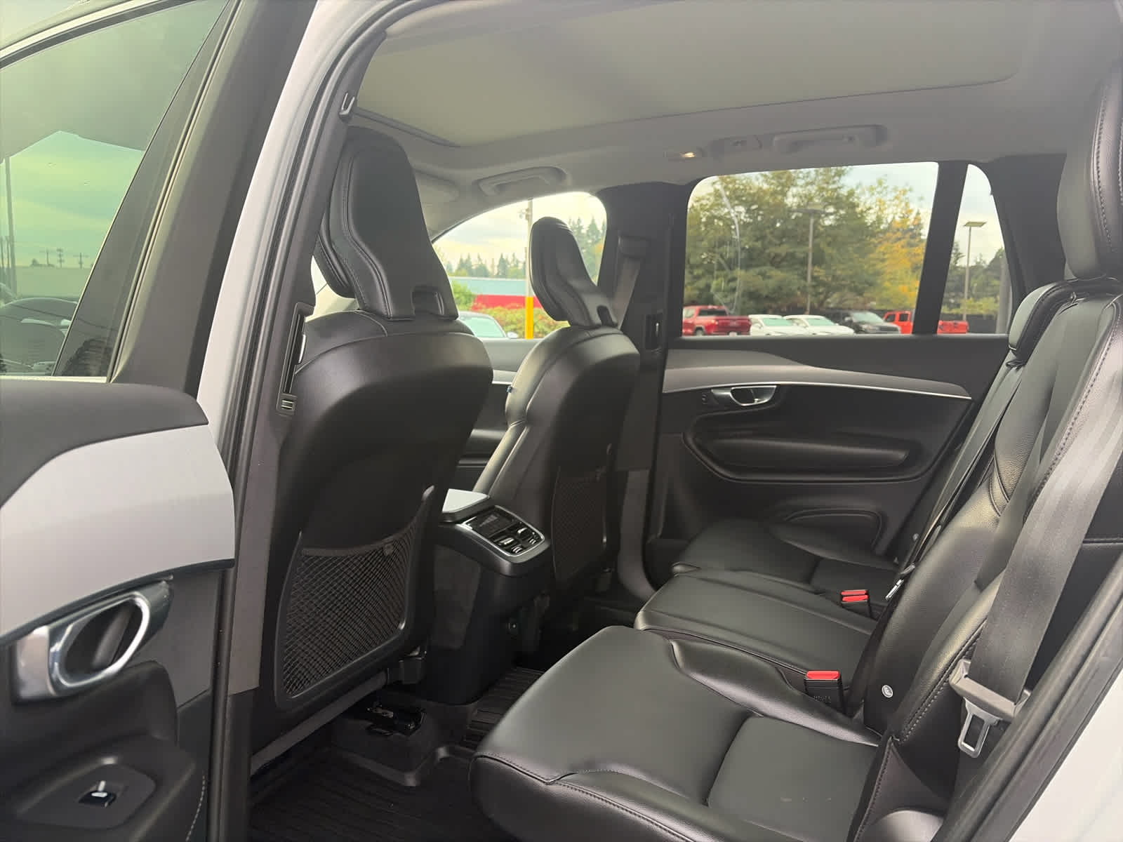 2023 Volvo XC90 Core