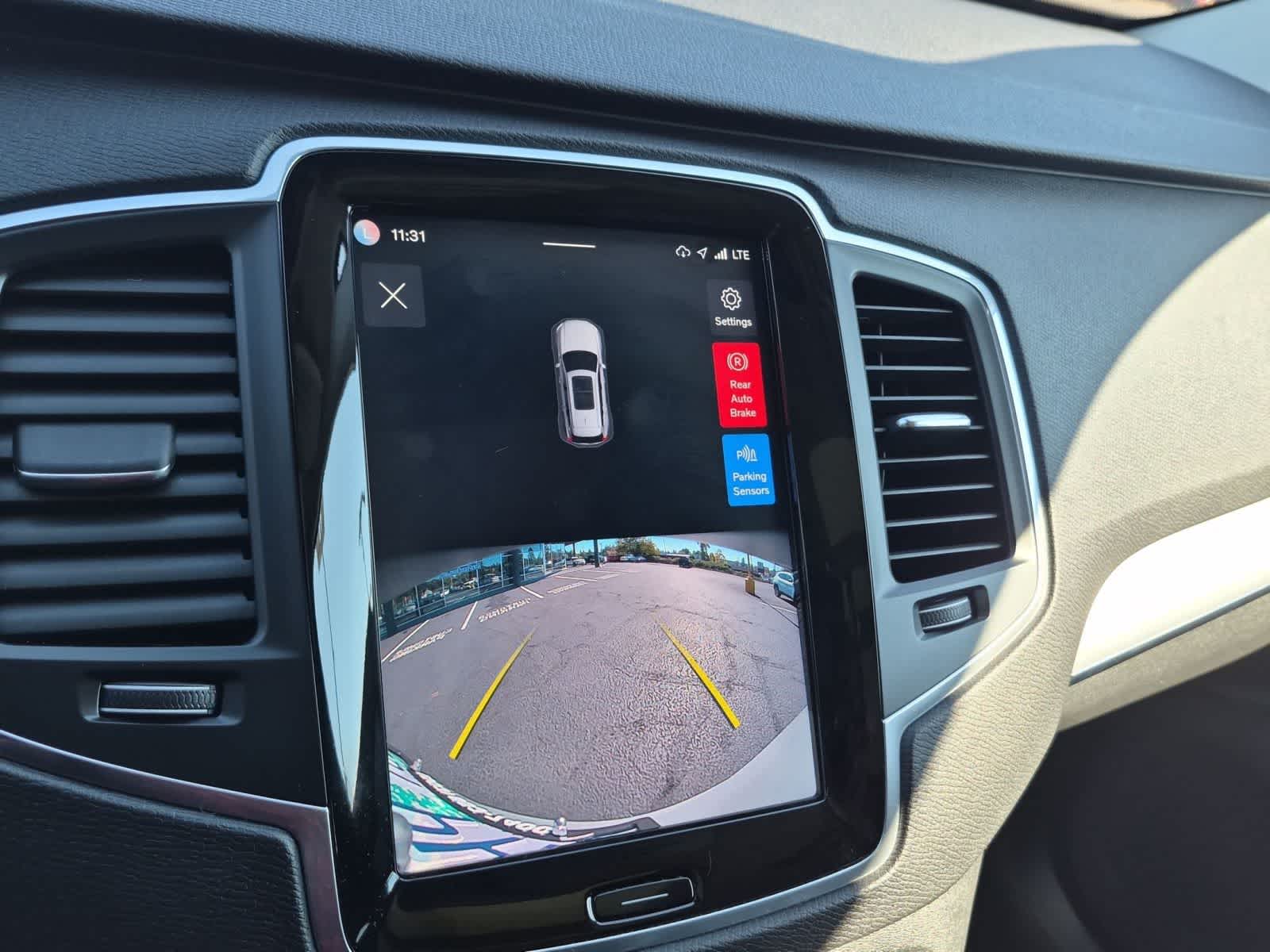 2023 Volvo XC90 Core