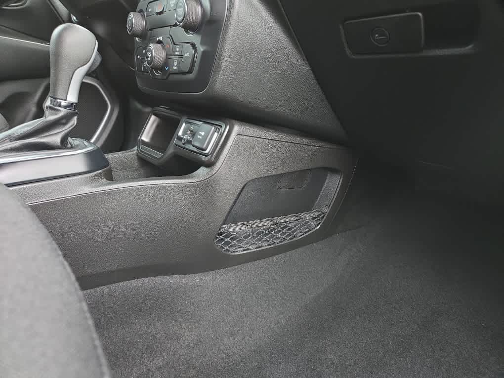 2020 Jeep Renegade Jeepster