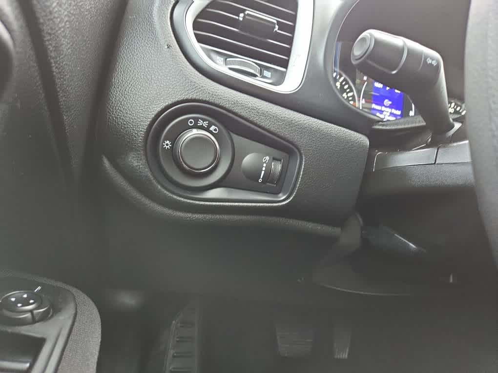 2020 Jeep Renegade Jeepster